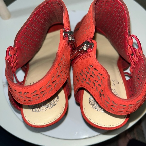 Vince Camuto Esten, Cherry Red Size 9.5M - Picture 4 of 12